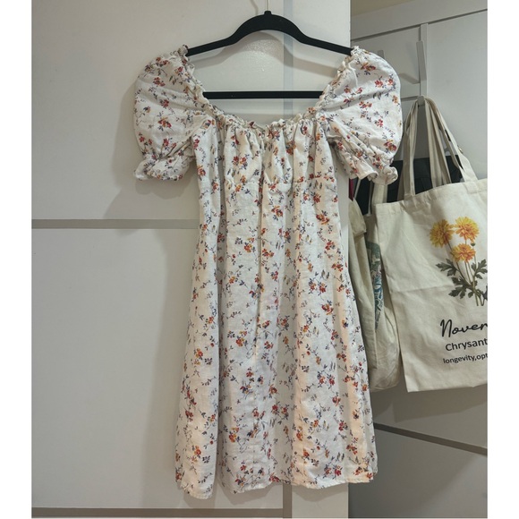 reformation mini dress - Picture 3 of 7